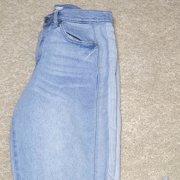 KanCan Erin High Rise Slim Straight Leg Pin Stripe Jeans 7 - Picture 10 of 16